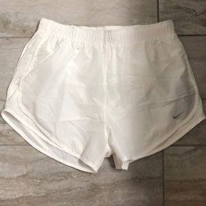 White nike shorts